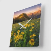 Bloemen | Bergbeemdommen Butte Colorado Vierkante Klok (Hoek)