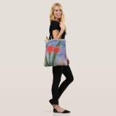 Bloemen bij het meer tote bag (Op model)
