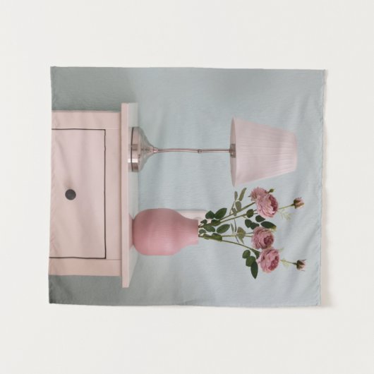 Bloemen | Bleke roze rozen op de nachtstand Wandkleed (Voorkant (horizontaal))