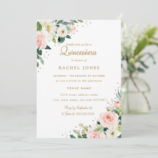 Bloemen Blush Roze Goud Quinceanera uitnodiging (Staand voorkant)