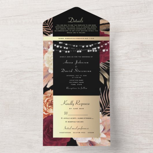 Bloemen Bourgogne en zwart gotische bruiloft All In One Uitnodiging (Binnen)