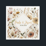 Bloemen bruiloft servet<br><div class="desc">Dit prachtig ontworpen servet heeft een elegant en zacht bloemmotief, ideaal voor bruiloften, vrijgezellenfeesten en vrijgezellenfeesten. De aardse tinten en delicate bloemen voegen een romantische, tijdloze touch toe, terwijl de aanpasbare tekst in het midden het persoonlijk maakt voor het paar of evenement. Dit servet is niet alleen een aanvulling op...</div>