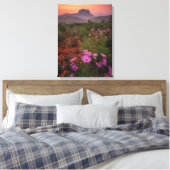 Bloemen | Chiang Dao, Chiang Mai, Thailand Canvas Afdruk (Insitu (Slaapkamer))