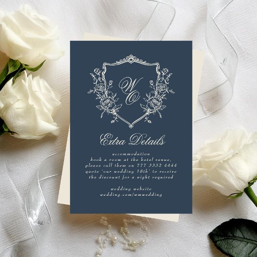 Bloemen Crest Navy & Cream Monogram Bruiloft Informatiekaartje