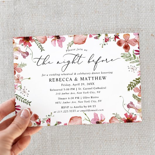 Bloemen de avond voor bruiloft repetitie diner kaart