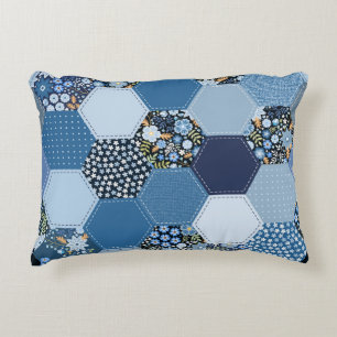Bloemen, denim patchwork: blauw patroon. accent kussen