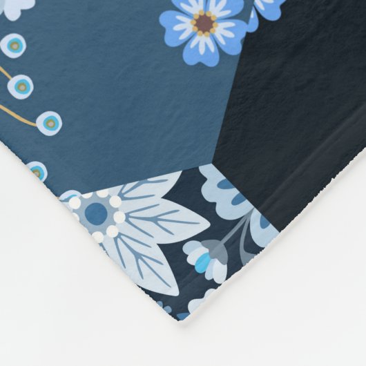 Bloemen, denim patchwork: blauw patroon. fleece deken (Hoek)