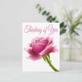 Bloemen denken aan je roze rozenbloem briefkaart (Staand voorkant)