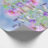 Bloemen die papier verpakken. (Hoek)