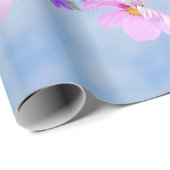 Bloemen die papier verpakken. (Rol Hoek)