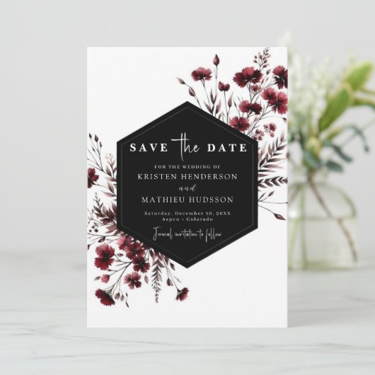 Bloemen Elegante Bourgondische bruiloft Save The Date (Staand voorkant)