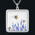 Bloemen en bijen Ketting<br><div class="desc">Kettingen met prachtige lentebloemen en bijen vliegen Tekenen Natuur Sweet Honey Bee Ketting - of Kies / Voeg uw favoriete tekst / kleur toe - Maak uw unieke geschenk - Vergroot en verplaats of verwijder en voeg elementen toe met de ! van het aanpassingshulpmiddel - Tekenen en ontwerpen door MIGNED....</div>
