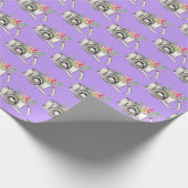 Bloemen en Camera op Paarse Verpakkingsdocument Cadeaupapier (Hoek)