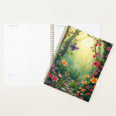 Bloemen en een vlinder in een betoverd regenwoud planner (Display)