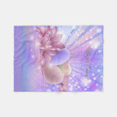 Bloemen en eieren op een kleurrijke pastelachtergr fleece deken (Voorkant (Horizontaal))