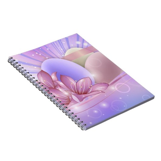 Bloemen en eieren op een kleurrijke pastelachtergr notitieboek (Rechterzijde)