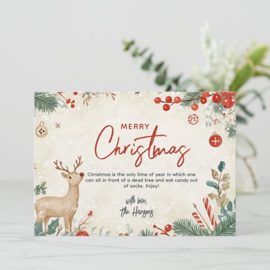Bloemen en rendieren beige Merry Christmas Custom Feestdagenkaart (Staand voorkant)