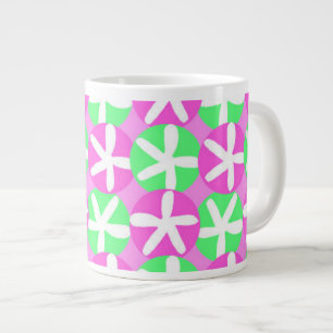 Bloemen en spots grote koffiekop