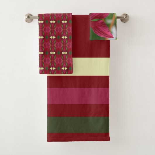 Bloemen en strepen met Bourgogne Bad Handdoek (Insitu)