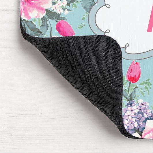 Bloemen en vlinder | Aangepaste Monogram Cadeau Muismat (Hoek)