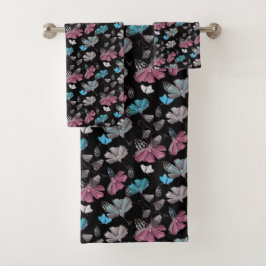 Bloemen en vlinders patroon bad handdoek