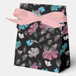 Bloemen en vlinders patroon bedankdoosjes
