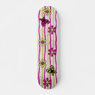 Bloemen en vlinders persoonlijk skateboard