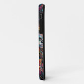 Bloemen Fiesta: Vrouw omarmt Dia de los Muertos Case-Mate iPhone Case (Achterkant/links)