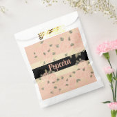 Bloemen geaccentueerd met roze en crème bedankzakje (Gezegeld)