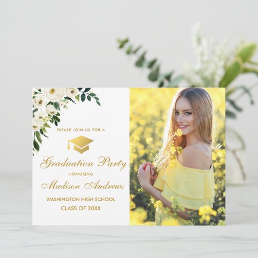 Bloemen Groene Foto Gouden Afstudeerfeest Uitnodig Kaart (Staand voorkant)