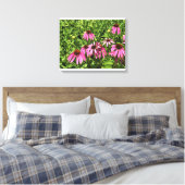Bloemen in Chateau Morrisette Winery, Floyd, VA Canvas Afdruk (Insitu (Slaapkamer))