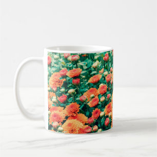 bloemen in een herfst, achtergrond, koffiemok