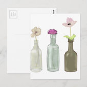bloemen in glazen flessen . Kleuren pasta Briefkaart (Voorkant / Achterkant)