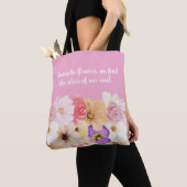 Bloemen in harmonie: een symfonie van kleuren tote bag (Dichtbij)