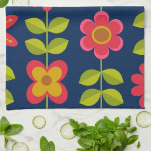 Bloemen in rode kleur met bladeren in Mid Century Theedoek