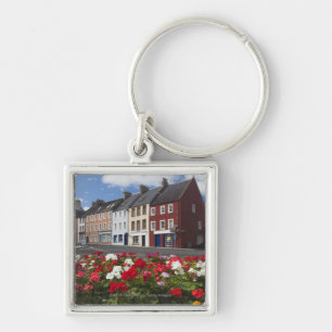Bloemen langs een straat in een woongebied sleutelhanger