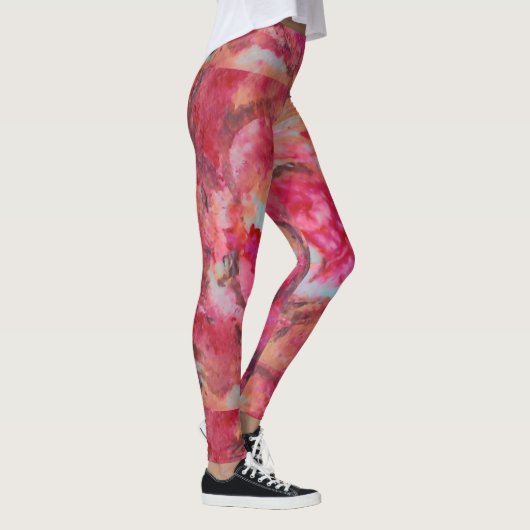 BLOEMEN LEGGINGS VAN DE KUNSTENAAR PAULA REILLY. (Rechts)