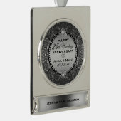 Bloemen Lijst & Harten 25e bruiloft Jubileum Verzilverd Banner Ornament (Rechts)