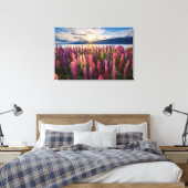 Bloemen | Lupines Nieuw-Zeeland Canvas Afdruk (Insitu (Slaapkamer))