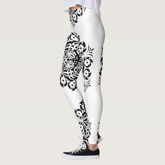 Bloemen Mandala in zwart en wit Leggings (Links)