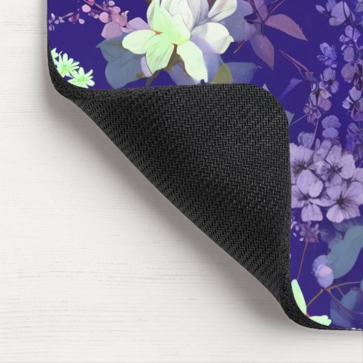 Bloemen met een elegante en mysterieuze sfeer muismat (Hoek)