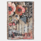 Bloemen met rustieke pianotoetsen en verouderde mu deken (Voorkant Verticaal)