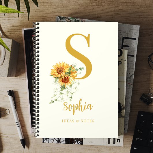 Bloemen monogram naam initiaal gepersonaliseerd notitieboek