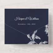  bloemen op de marineblauwe bruiloft all in one uitnodiging (Achterkant)