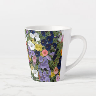 Bloemen op de veranda 2026 latte mok