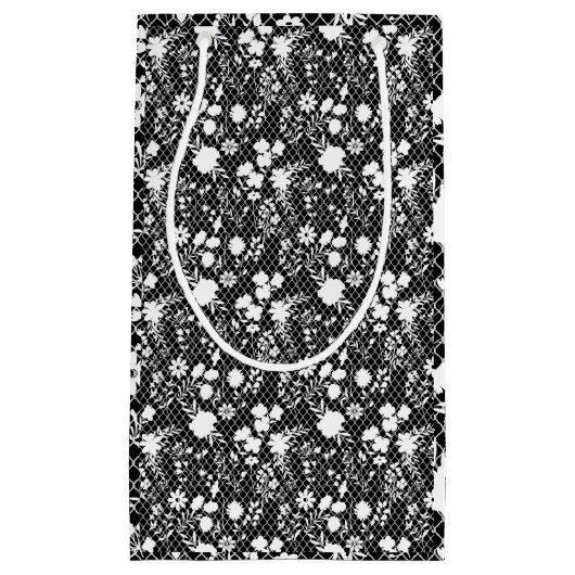 Bloemen op net 01.bx4 Black BG Klein Cadeauzakje (Voorkant)