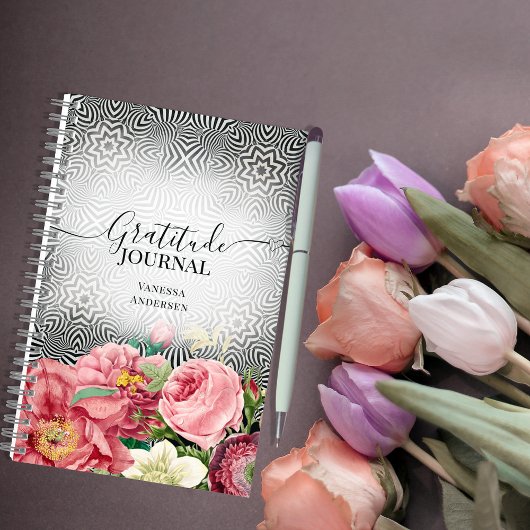 bloemen op zwart-wit & witte Latitude Journal Notitieboek