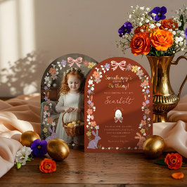 Bloemen Pasen Iemand heeft een verjaardagsfoto Kaart