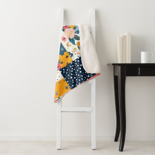  Bloemen Patchwork Patchwork Patroon (4) Sherpa Deken (In situ)