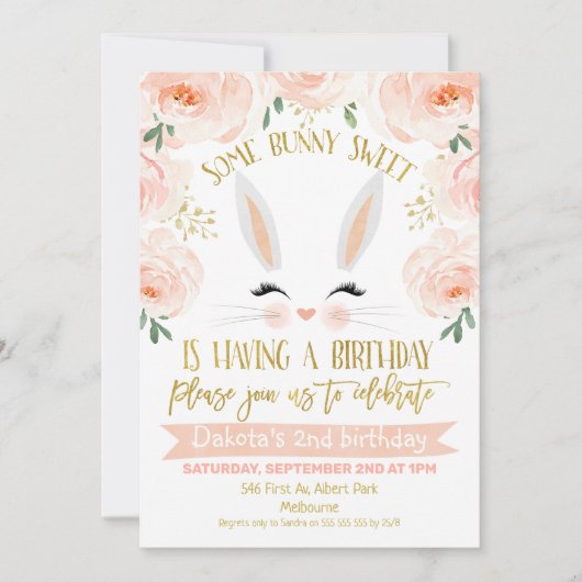 Bloemen Roze Goud Bunny Gezicht Verjaardag Uitnodi Kaart (Voorkant)